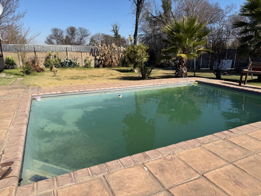 3 Bedroom Property for Sale in Vanderbijlpark Cw 6 Gauteng