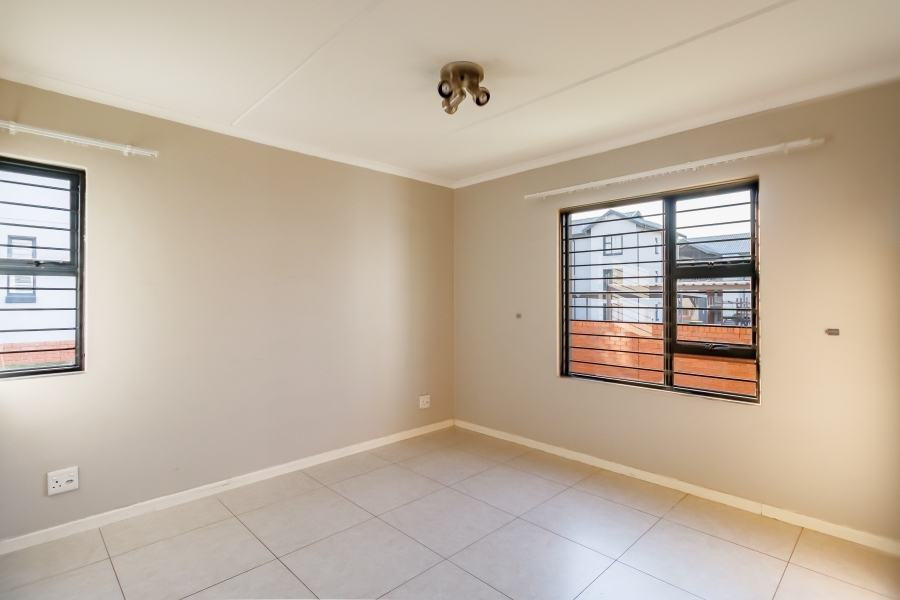 3 Bedroom Property for Sale in Golden Fields Estate Gauteng