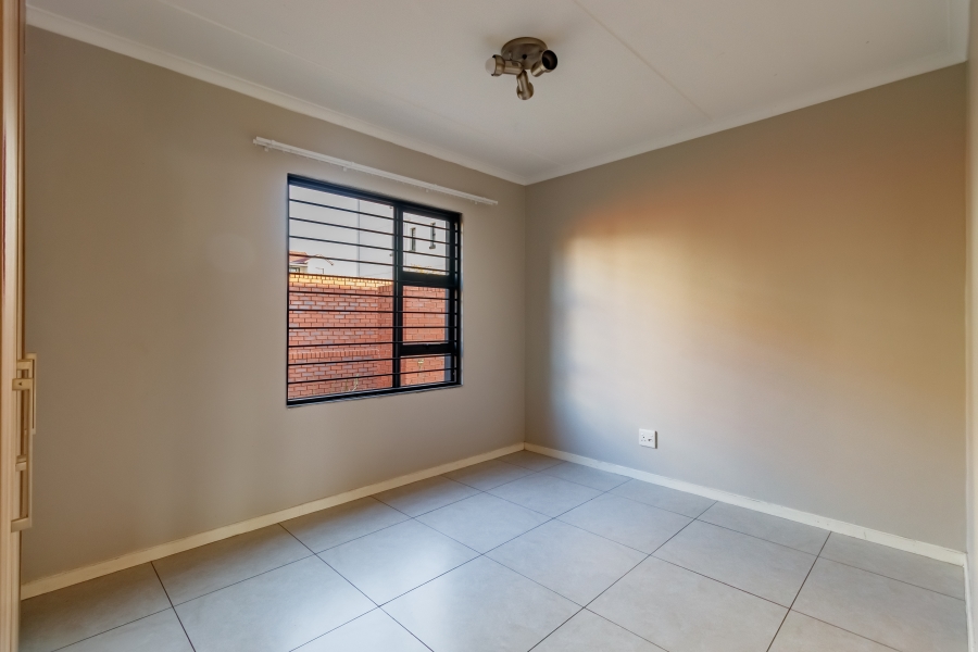 3 Bedroom Property for Sale in Golden Fields Estate Gauteng