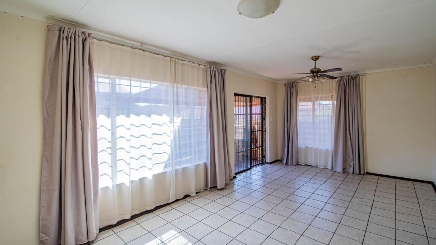 3 Bedroom Property for Sale in The Hill Gauteng