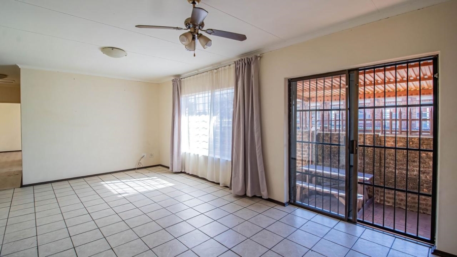 3 Bedroom Property for Sale in The Hill Gauteng