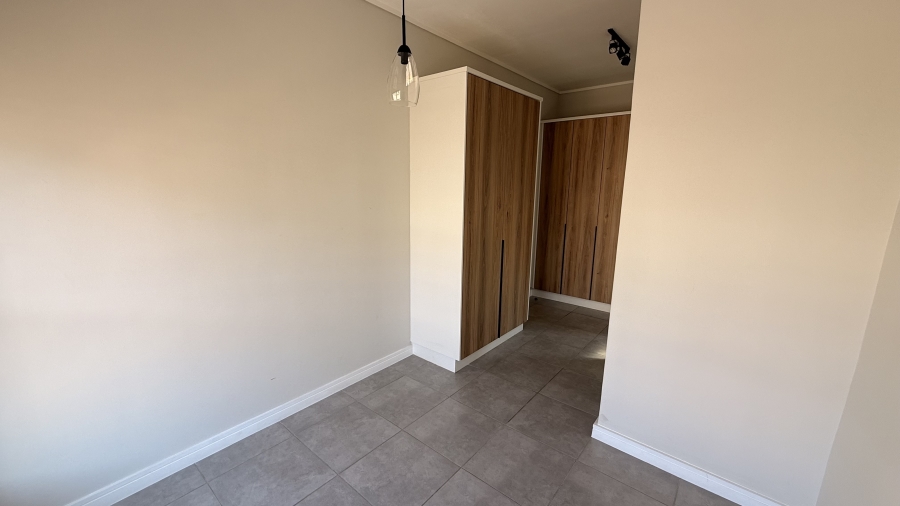 To Let 3 Bedroom Property for Rent in Waterfall Gauteng
