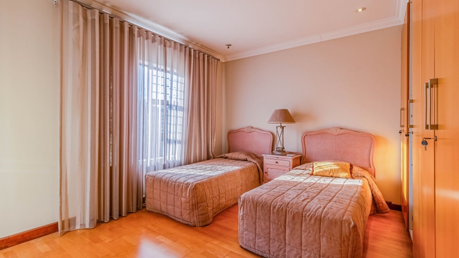 3 Bedroom Property for Sale in Bedfordview Gauteng