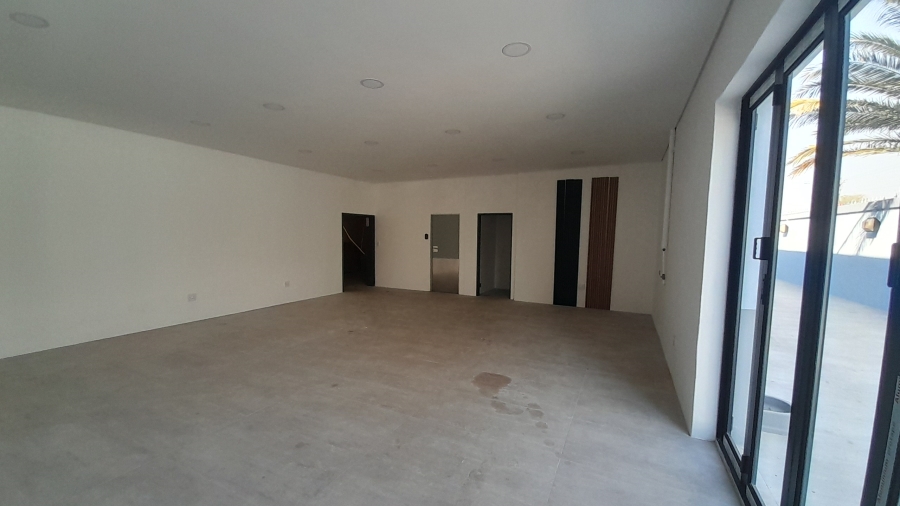 To Let Commercial Property for Rent in Waterkloof Ridge Gauteng