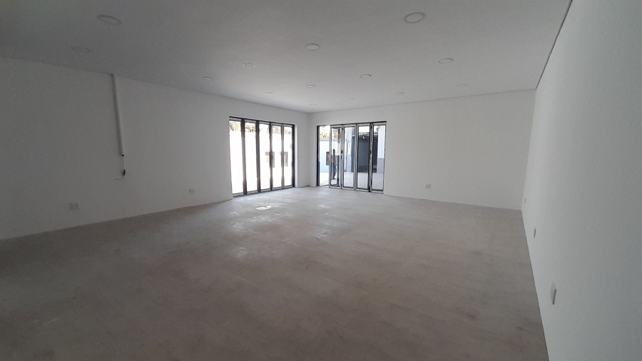 To Let Commercial Property for Rent in Waterkloof Ridge Gauteng