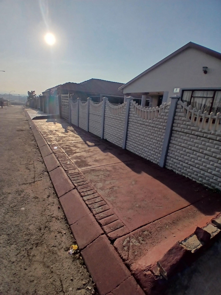 3 Bedroom Property for Sale in Atteridgeville Gauteng