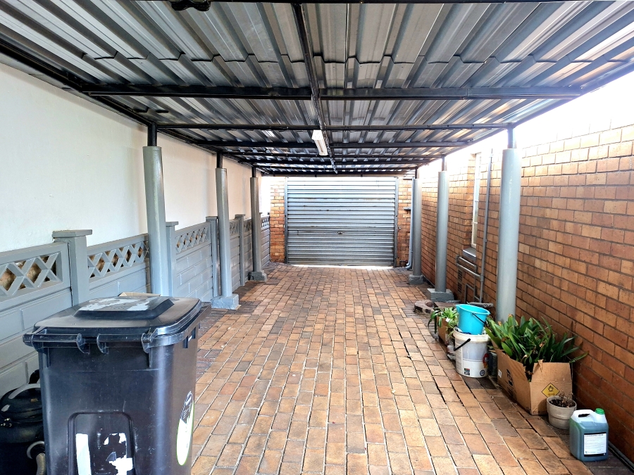 3 Bedroom Property for Sale in Westdene Gauteng