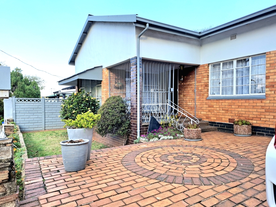 3 Bedroom Property for Sale in Westdene Gauteng