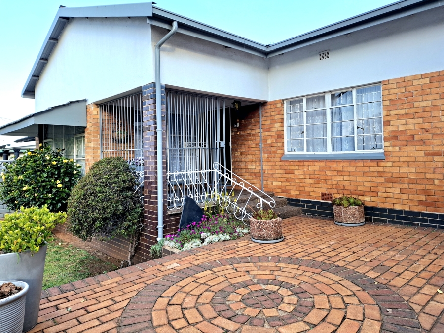 3 Bedroom Property for Sale in Westdene Gauteng