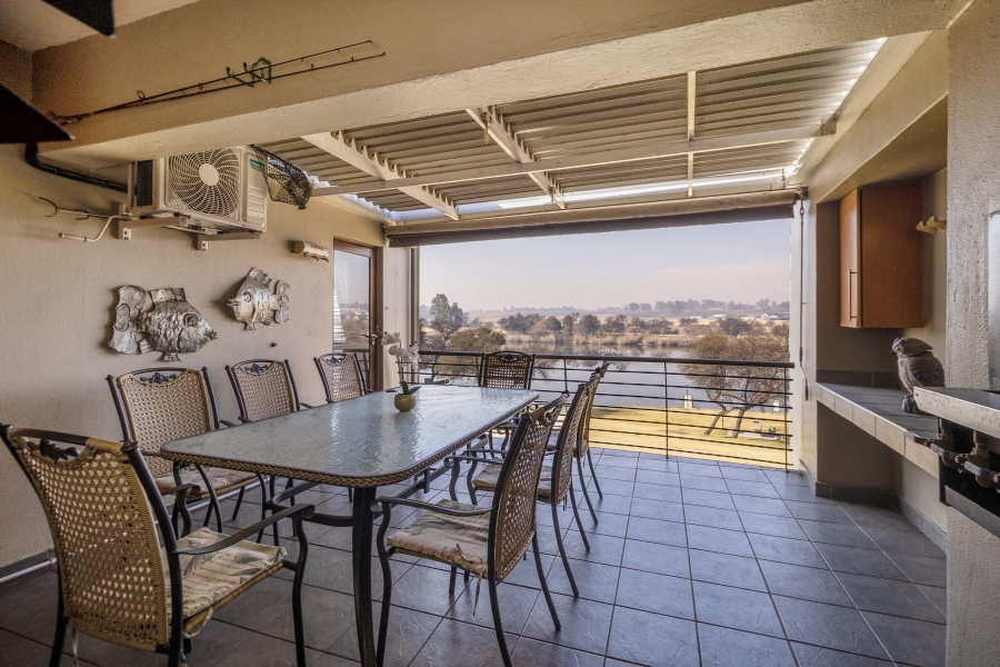 3 Bedroom Property for Sale in Vanderbijlpark SW 5 Gauteng