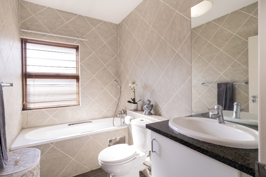 3 Bedroom Property for Sale in Vanderbijlpark SW 5 Gauteng
