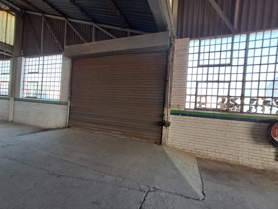 To Let Commercial Property for Rent in Duncanville Gauteng