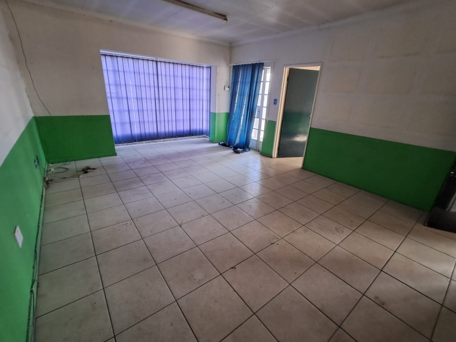 To Let Commercial Property for Rent in Duncanville Gauteng