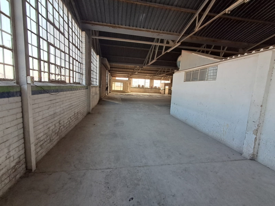 To Let Commercial Property for Rent in Duncanville Gauteng