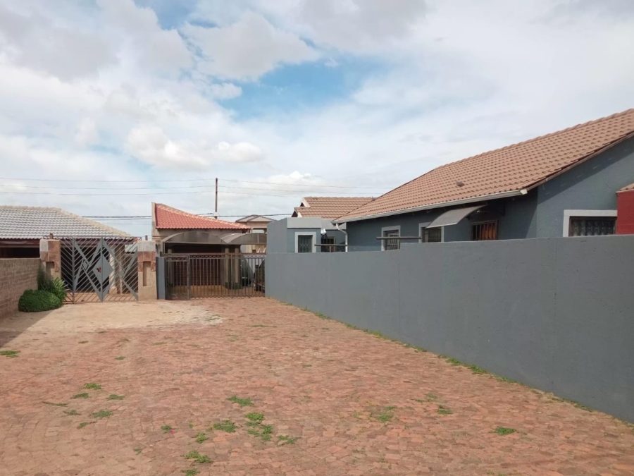 3 Bedroom Property for Sale in Beverley Hills Gauteng