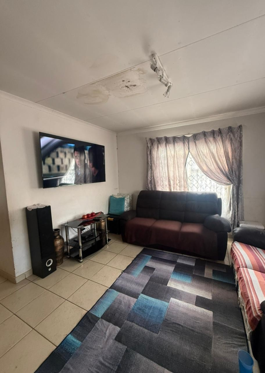 3 Bedroom Property for Sale in Stretford Gauteng