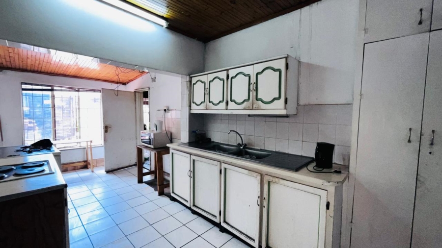 7 Bedroom Property for Sale in Vanderbijlpark CW 2 Gauteng