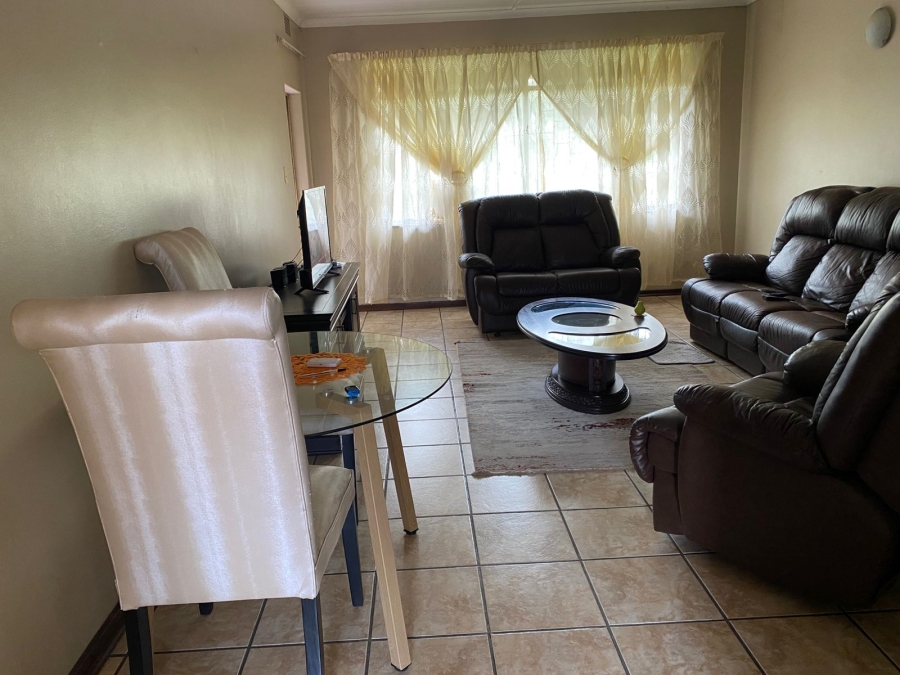2 Bedroom Property for Sale in Vanderbijlpark CW 3 Gauteng