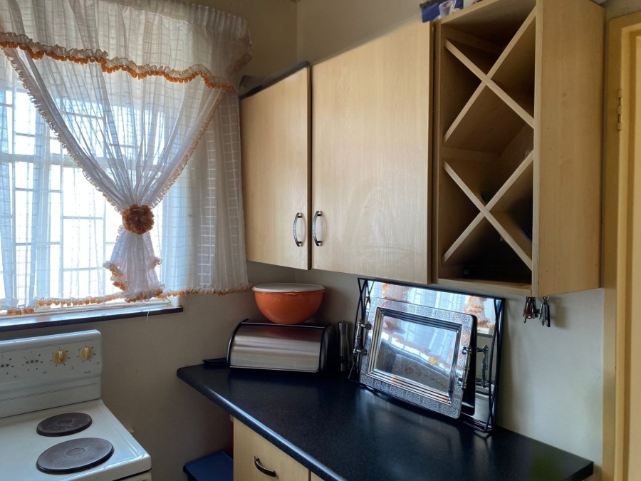 2 Bedroom Property for Sale in Vanderbijlpark CW 3 Gauteng