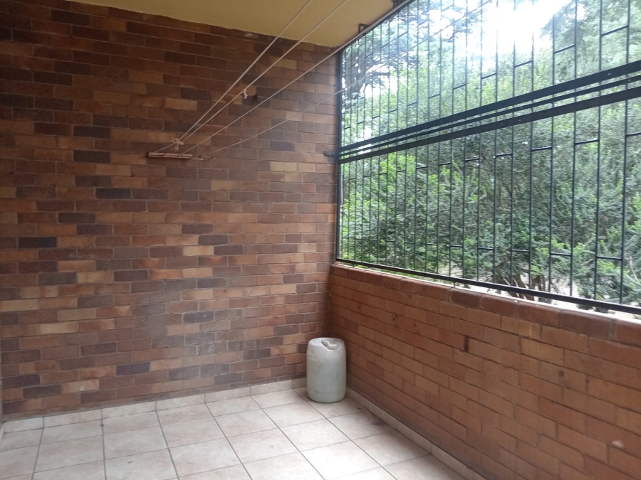 2 Bedroom Property for Sale in Vanderbijlpark CW 3 Gauteng