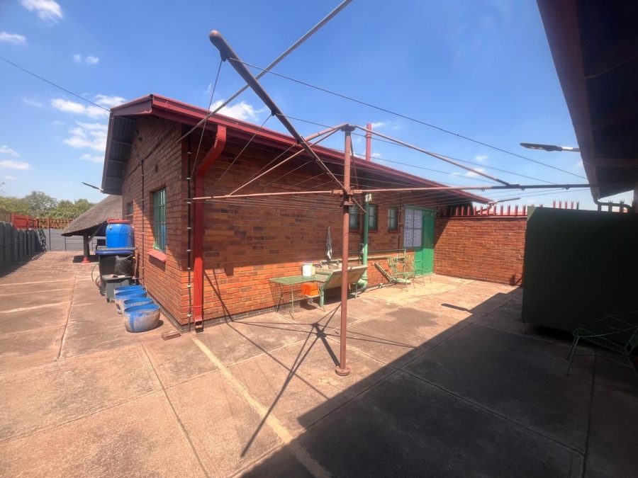 3 Bedroom Property for Sale in Vanderbijlpark CW 4 Gauteng