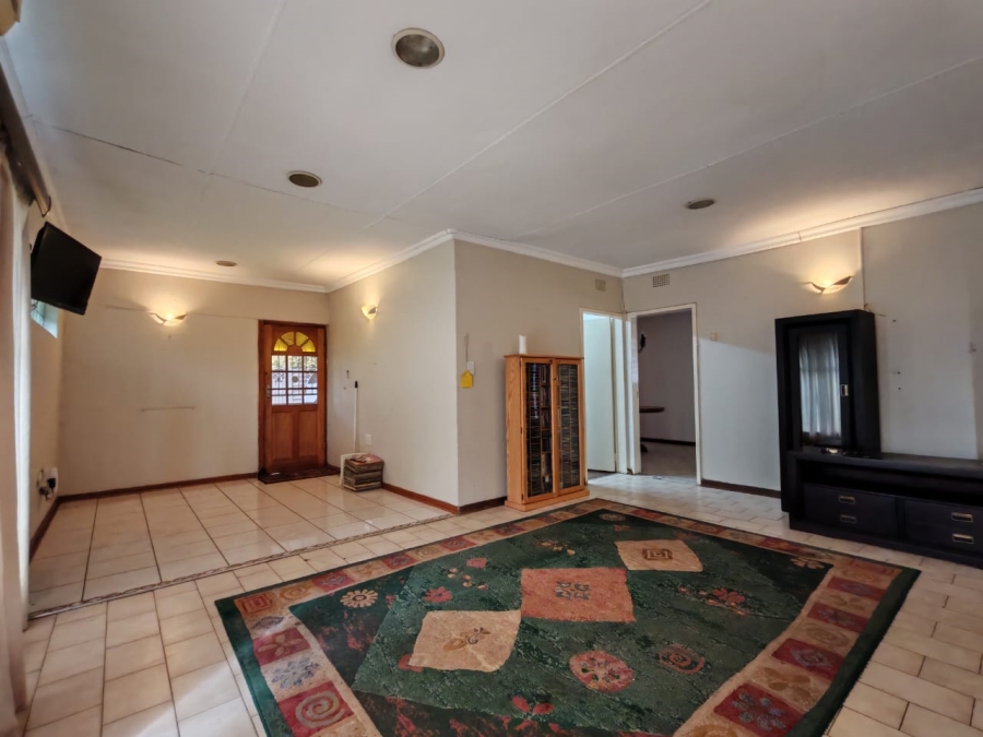 4 Bedroom Property for Sale in Risiville Gauteng