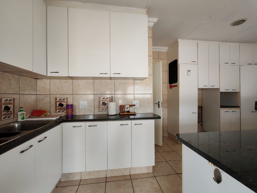 4 Bedroom Property for Sale in Risiville Gauteng