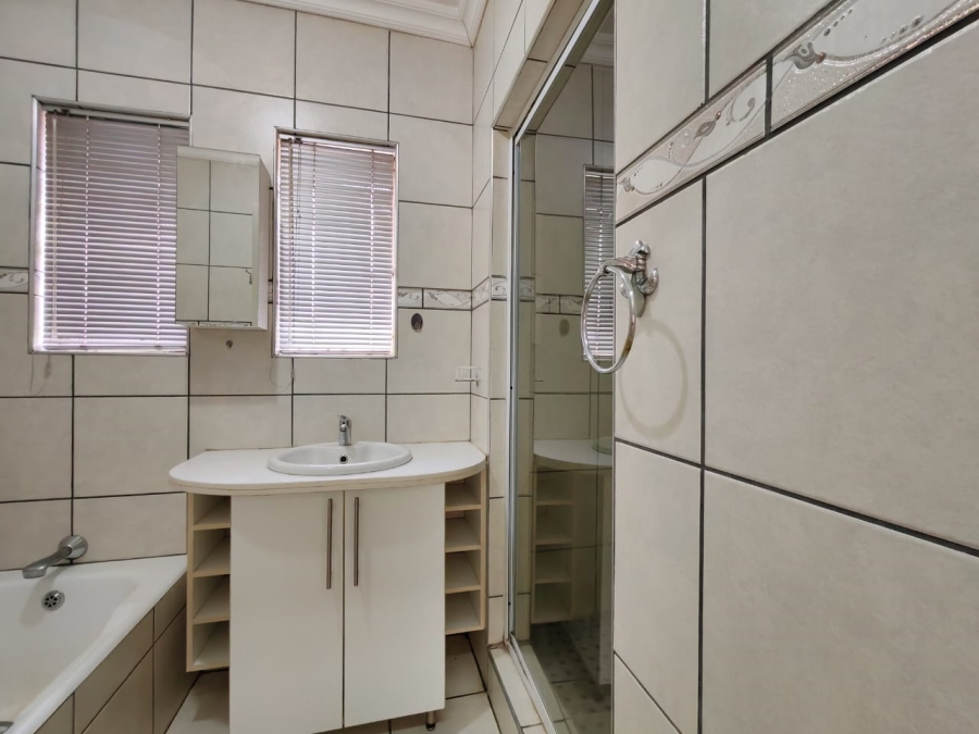4 Bedroom Property for Sale in Risiville Gauteng