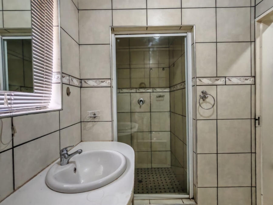 4 Bedroom Property for Sale in Risiville Gauteng