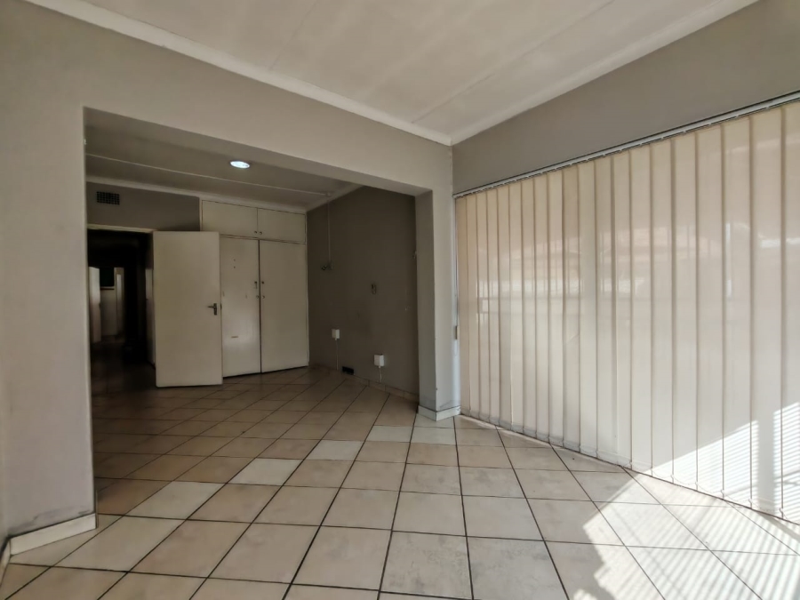 4 Bedroom Property for Sale in Risiville Gauteng
