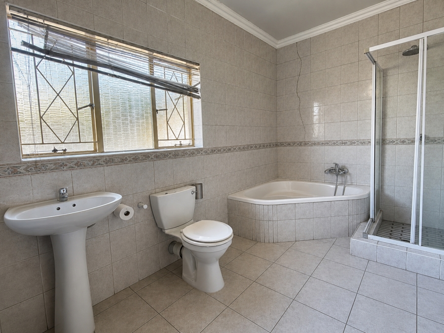 3 Bedroom Property for Sale in Arcon Park Gauteng