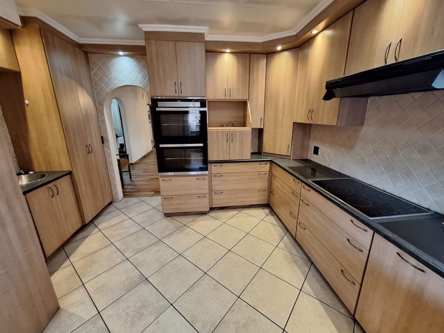 3 Bedroom Property for Sale in Vanderbijlpark Sw 2 Gauteng