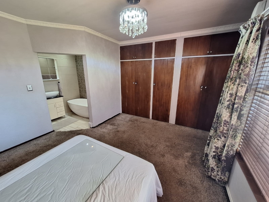 3 Bedroom Property for Sale in Vanderbijlpark Sw 2 Gauteng