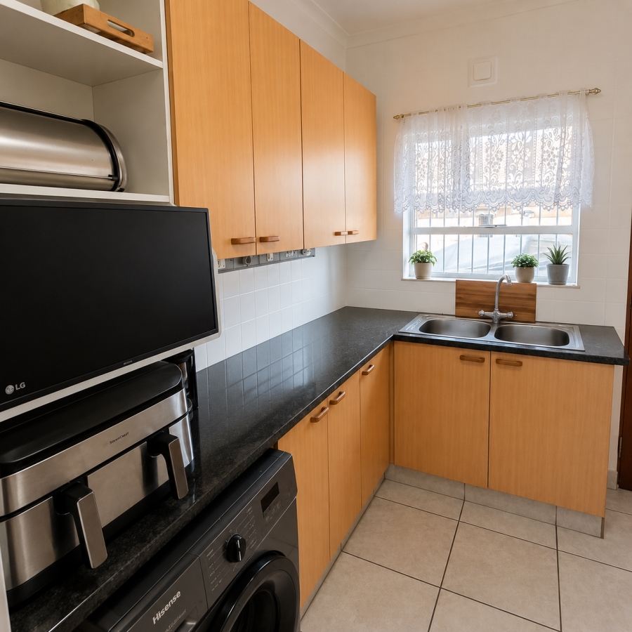 3 Bedroom Property for Sale in Golf Park Gauteng