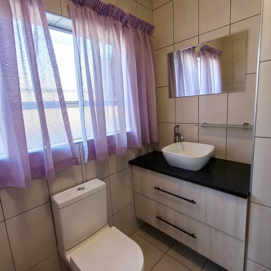 3 Bedroom Property for Sale in Golf Park Gauteng