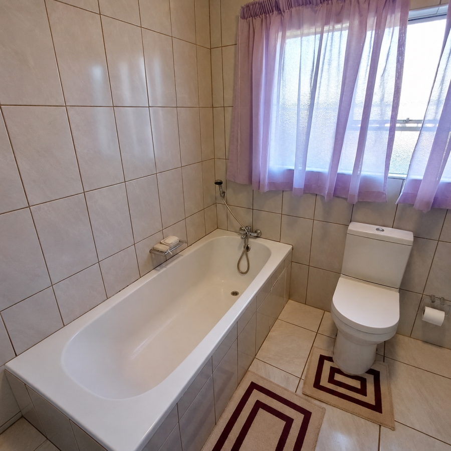 3 Bedroom Property for Sale in Golf Park Gauteng