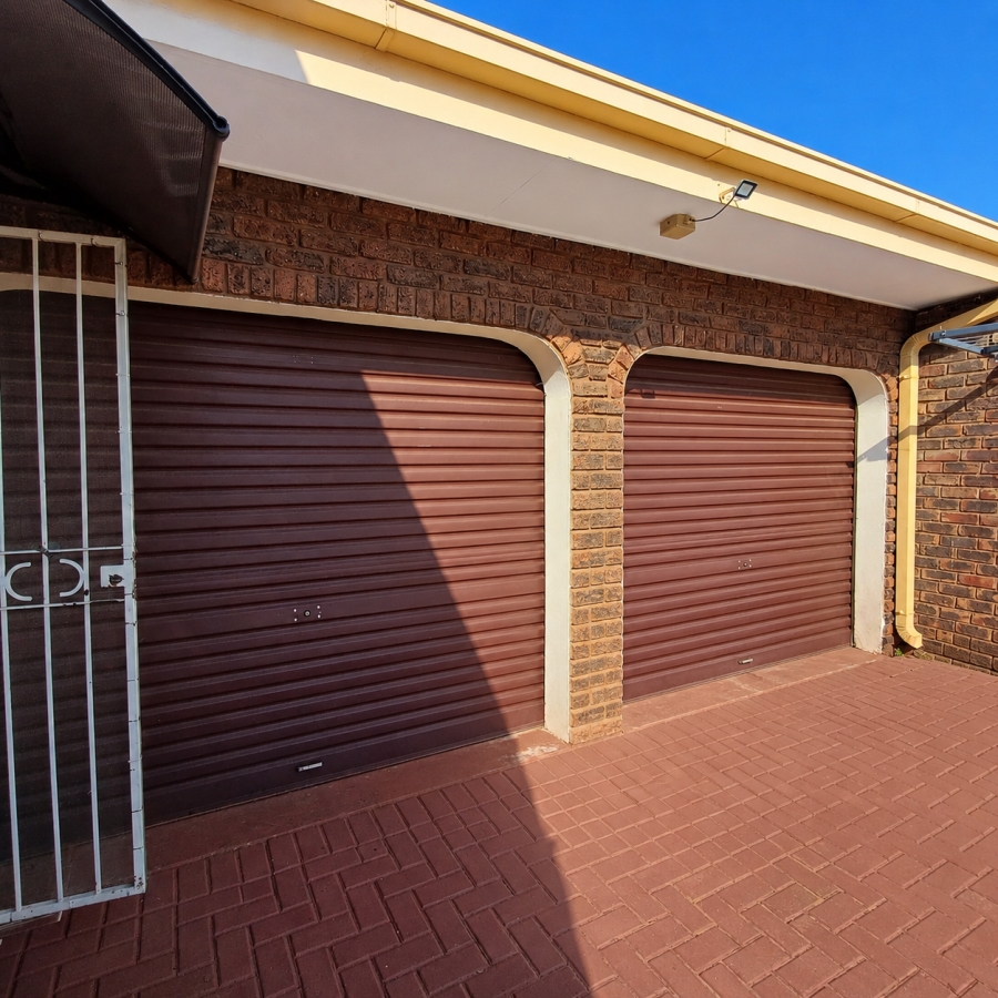 3 Bedroom Property for Sale in Golf Park Gauteng