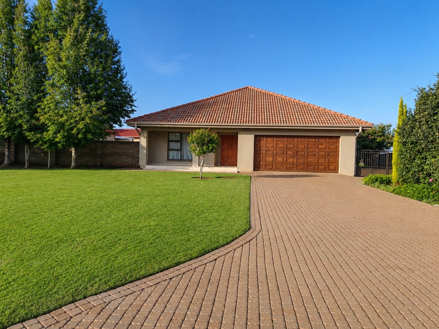 4 Bedroom Property for Sale in Three Rivers East Gauteng