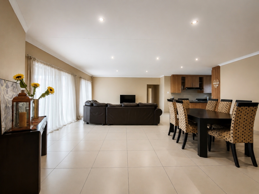 4 Bedroom Property for Sale in Three Rivers East Gauteng