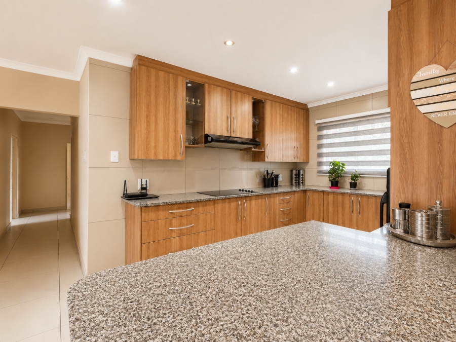4 Bedroom Property for Sale in Three Rivers East Gauteng