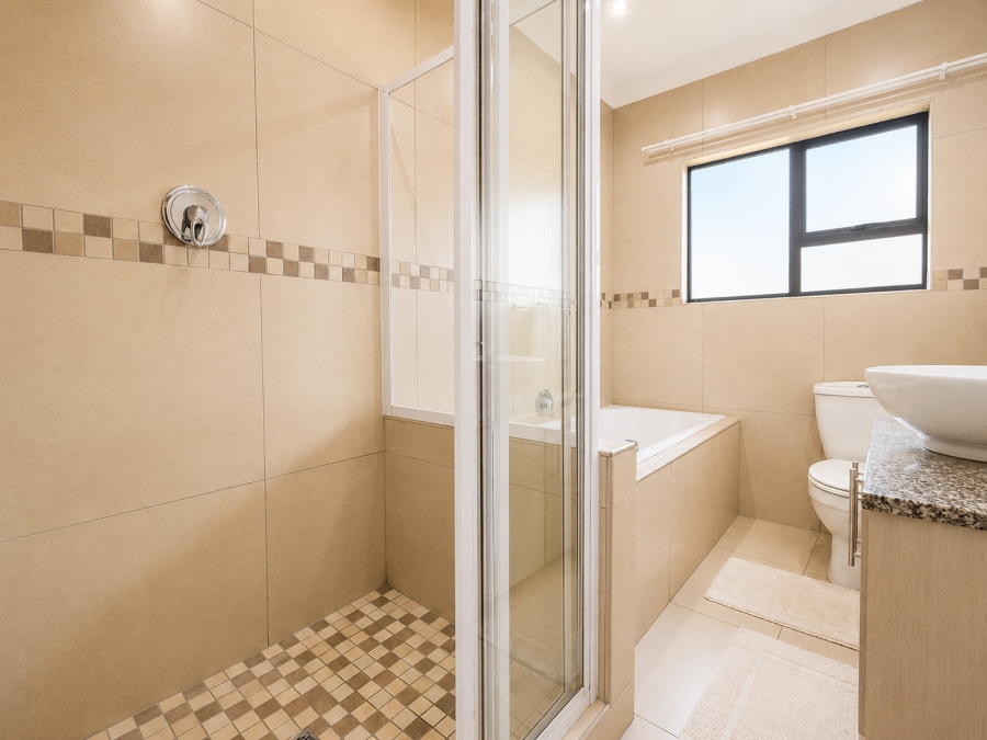 4 Bedroom Property for Sale in Three Rivers East Gauteng