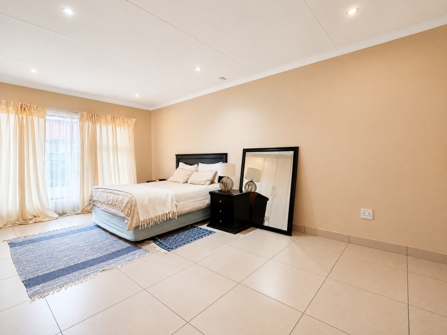 4 Bedroom Property for Sale in Three Rivers East Gauteng