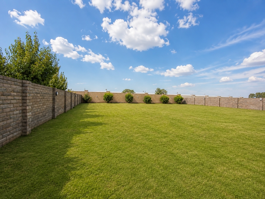 4 Bedroom Property for Sale in Three Rivers East Gauteng