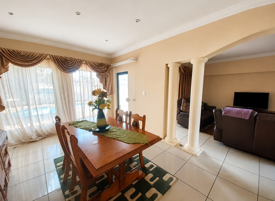 3 Bedroom Property for Sale in Vanderbijlpark SW 5 Gauteng