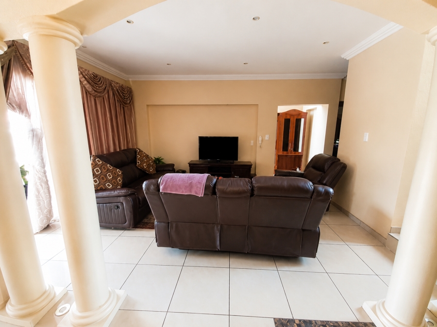 3 Bedroom Property for Sale in Vanderbijlpark SW 5 Gauteng