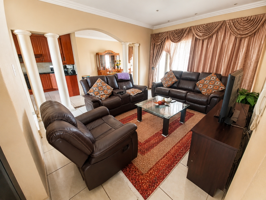 3 Bedroom Property for Sale in Vanderbijlpark SW 5 Gauteng