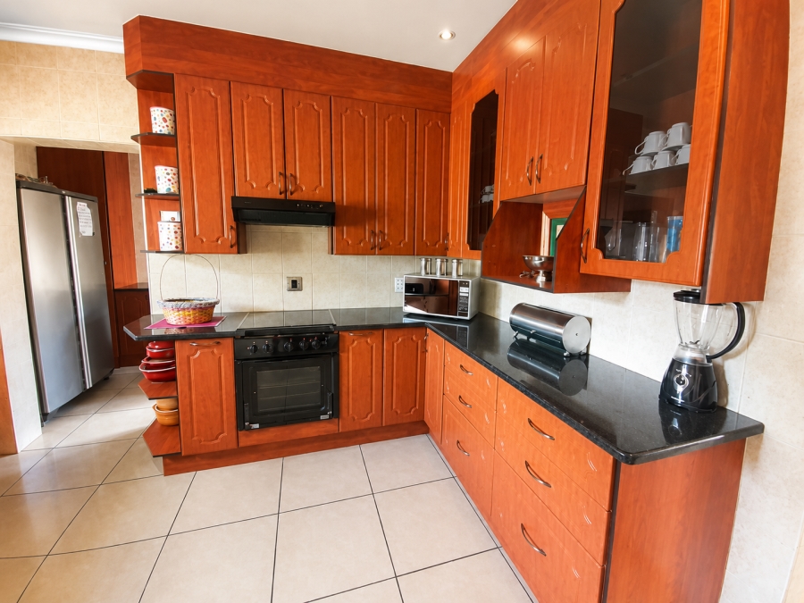 3 Bedroom Property for Sale in Vanderbijlpark SW 5 Gauteng