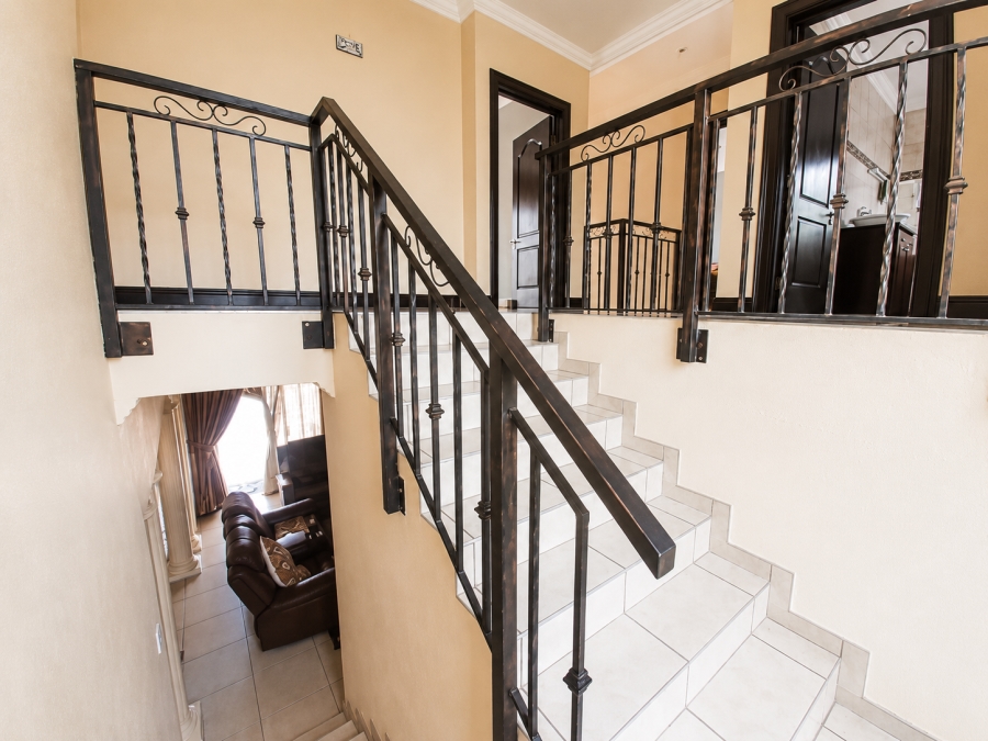 3 Bedroom Property for Sale in Vanderbijlpark SW 5 Gauteng