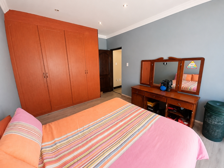 3 Bedroom Property for Sale in Vanderbijlpark SW 5 Gauteng