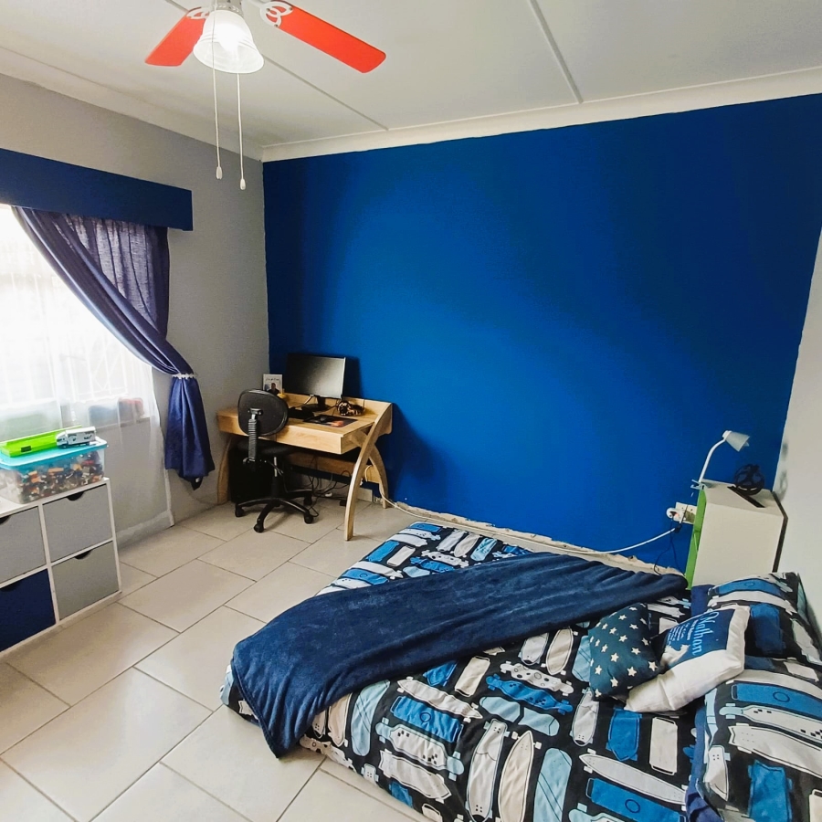 3 Bedroom Property for Sale in Rothdene Gauteng